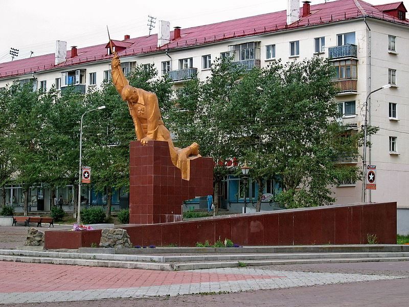 Памятник павшим в борьбе за советскую власть от рук колчаковцев город Краснотурьинск