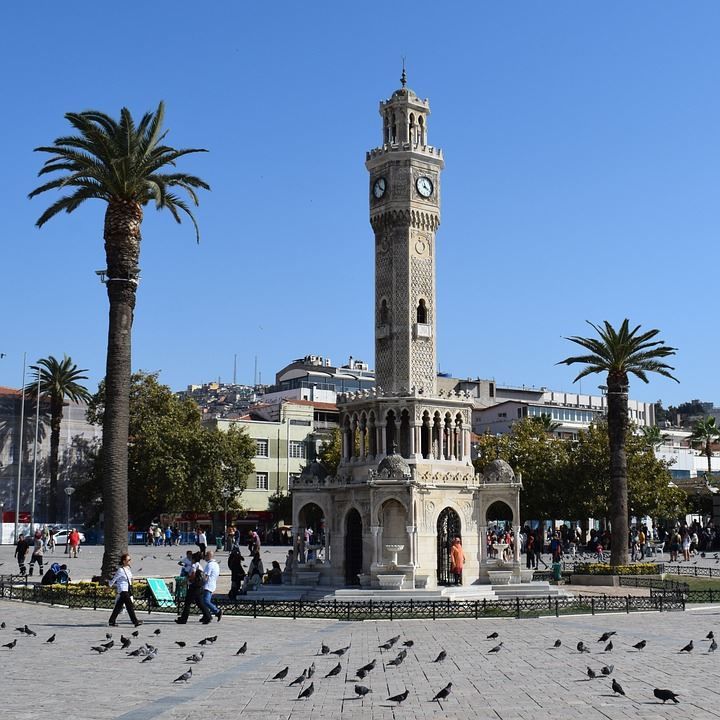 Красивое фото города Турции - город Измир